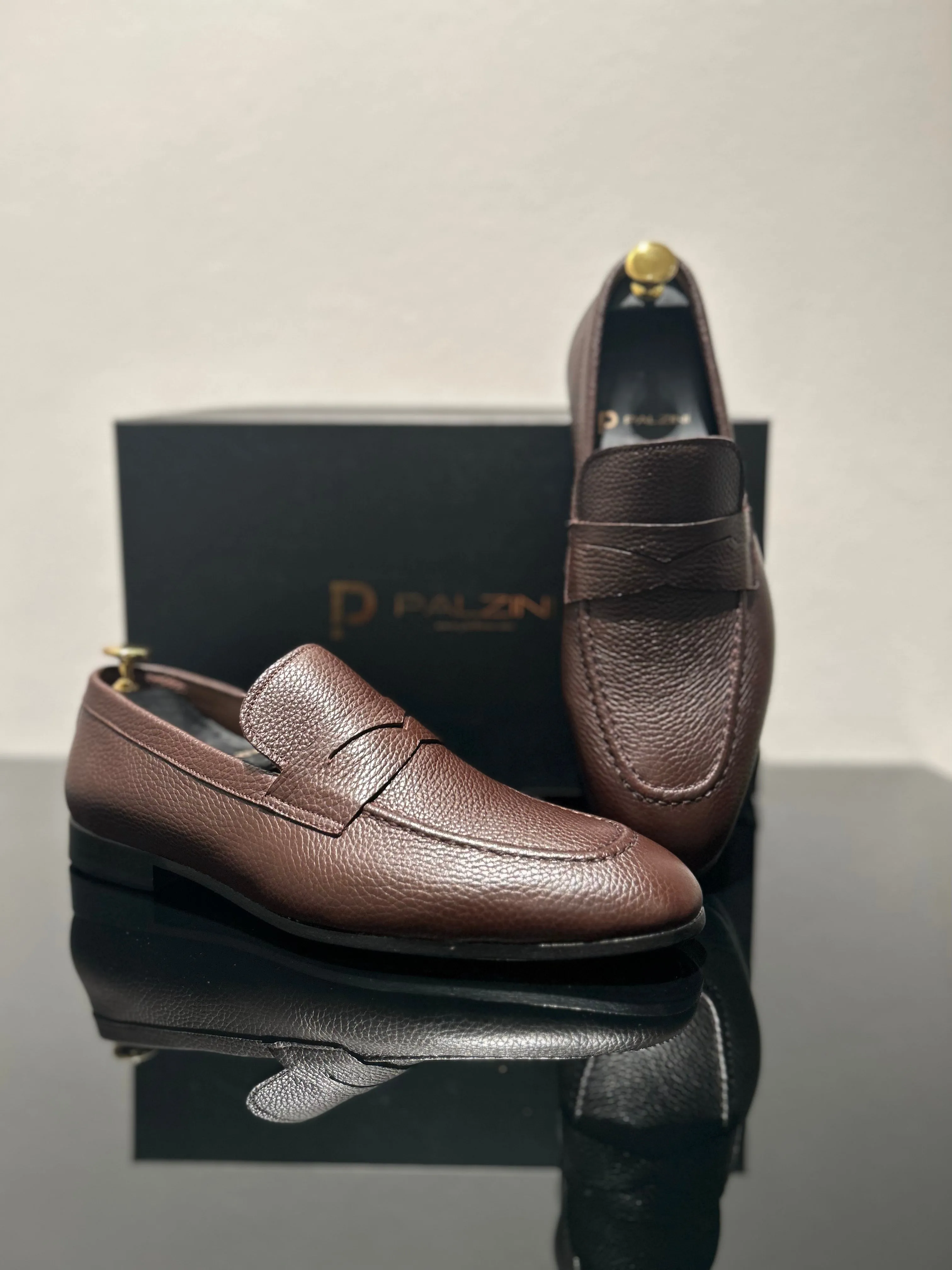 HANDMADE BROWN GRAINLEATHER SLIP-ON