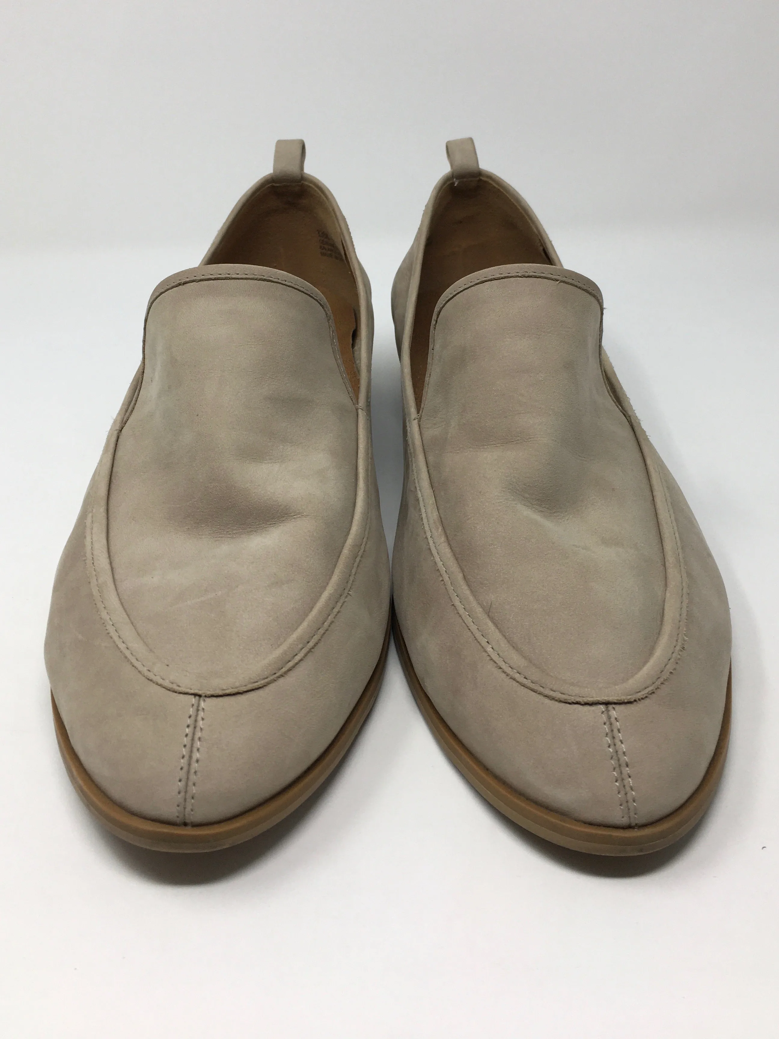 Susina Size 13 Beige Loafers